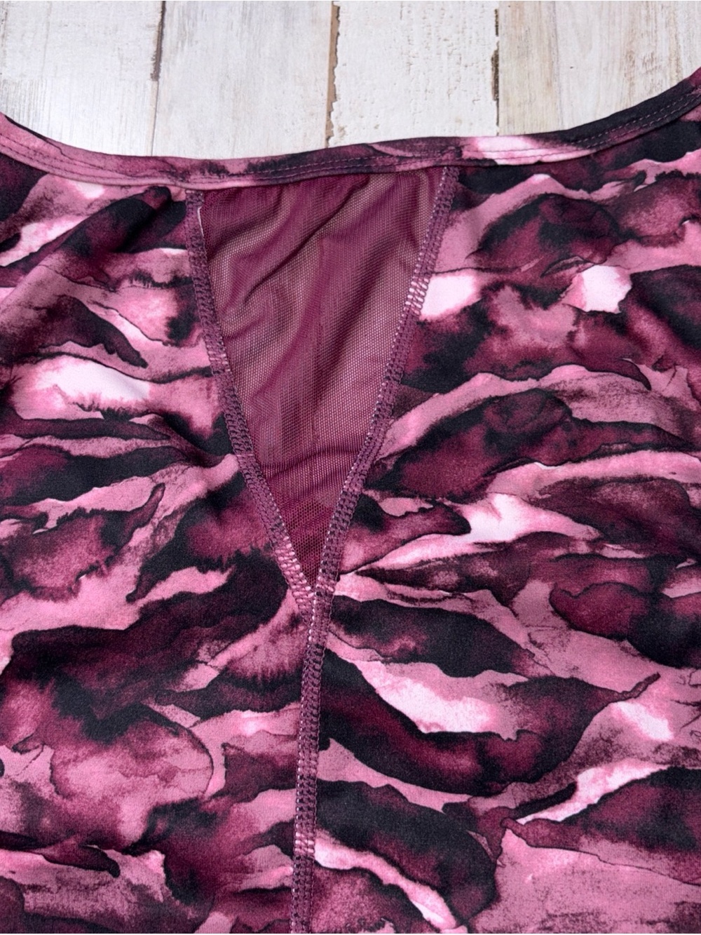 JONES NEW YORK 3X Sport Maroon Camo Print Crop Shelf Bra Activewear NWT - Picture 9 of 13
